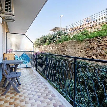 Appartamento Il Piccolo Ulivo By Interhome